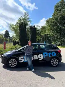 Beste leerling rijbewijsopleiding in Apeldoorn, met persoonlijke begeleiding en praktijklessen.